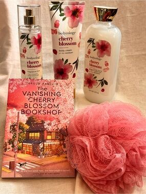 Bodycology Cherry Blossom Bath & Relax Bundle